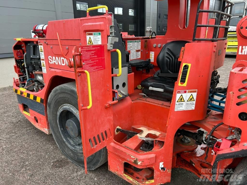 Sandvik Toro LH202 Underground Loaders