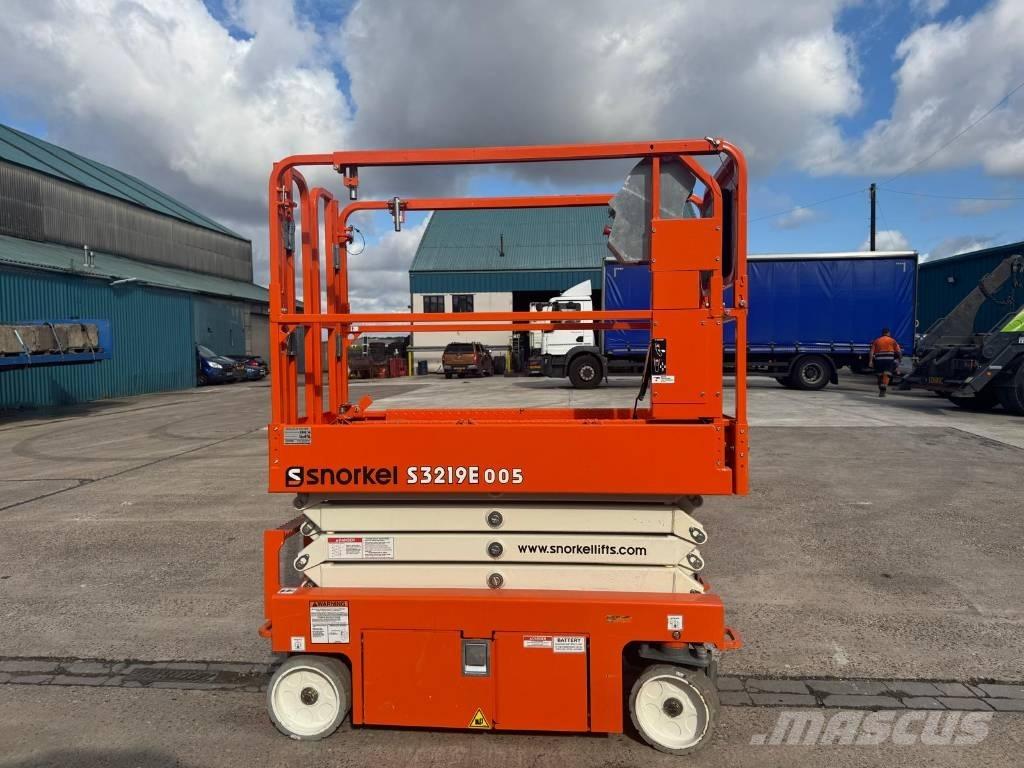 Snorkel S 3219 E Scissor lifts