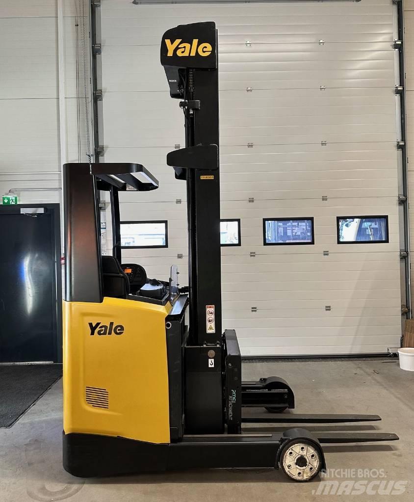 Yale MR 16 Reach trucks