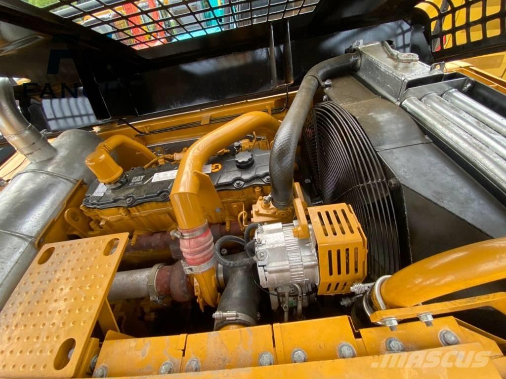 CAT 325D2L Crawler excavators