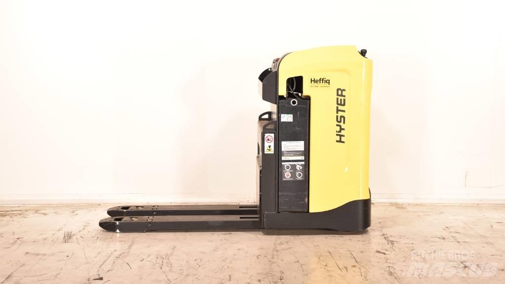 Hyster RP2.0N Low lifter with platform