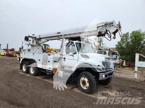 Altec D3060BTR Truck & Van mounted aerial platforms