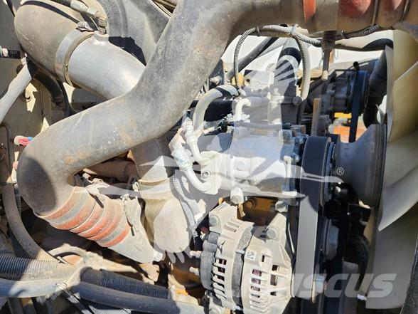 Peterbilt 330 Construction - Others