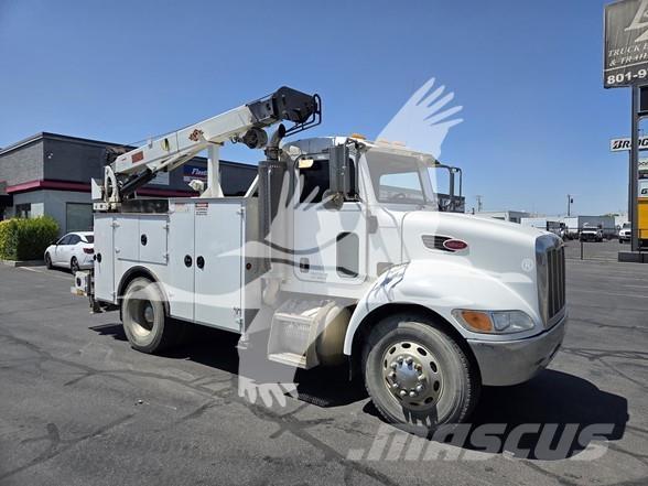 Peterbilt 335 Construction - Others