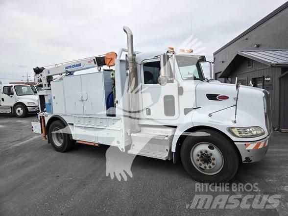 Peterbilt 337 Construction - Others
