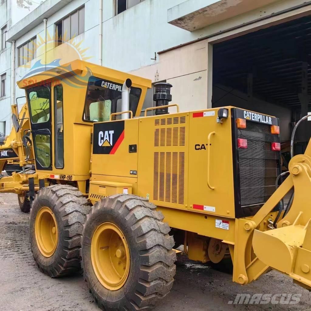 CAT 140K Graders