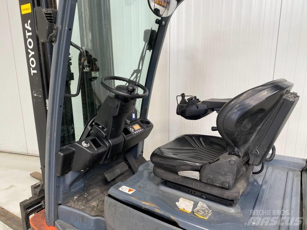 Toyota 8FBE20T Electric forklift trucks