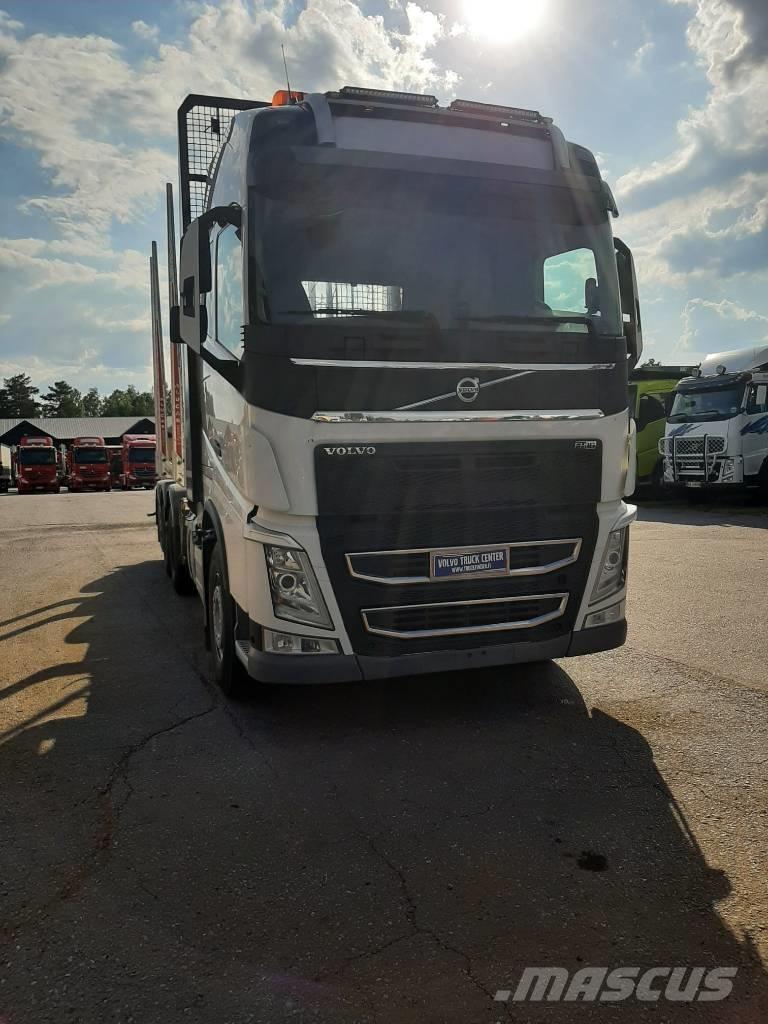 Volvo FH 16 Timber trucks
