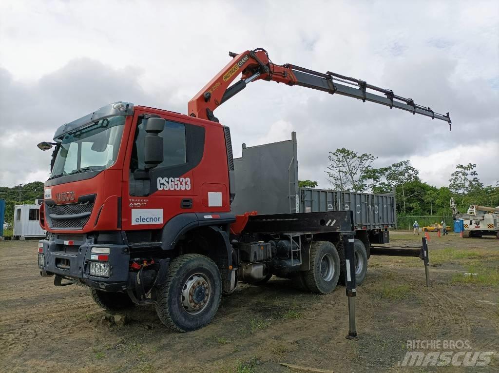 Iveco Trakker 410 Crane trucks