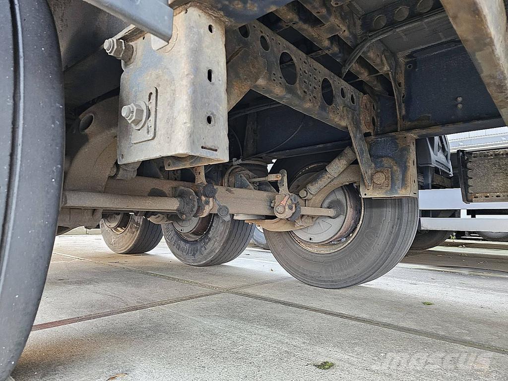 Krone N/A Curtainsider semi-trailers