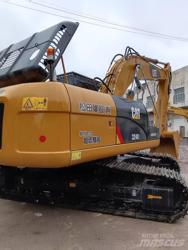 CAT 324D2L Crawler excavators