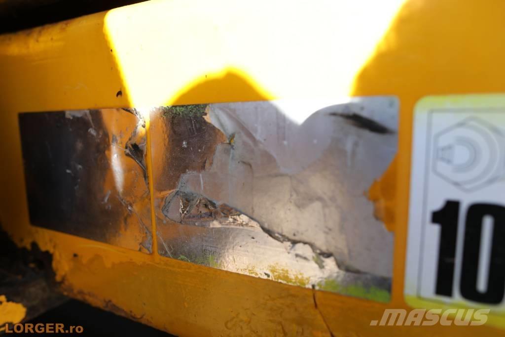JCB JS 290 LC Crawler excavators