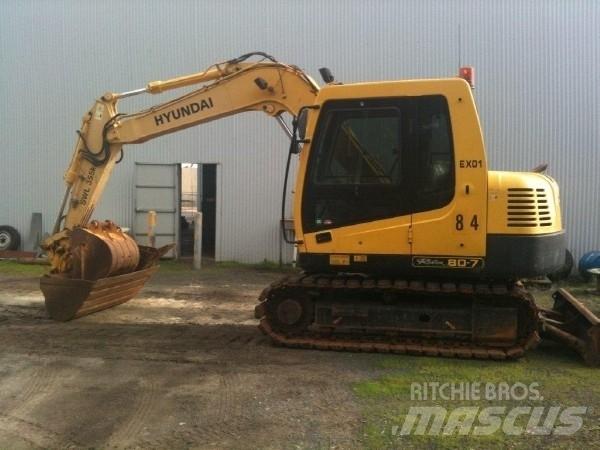 Hyundai R80-7 Midi excavators  7t - 12t