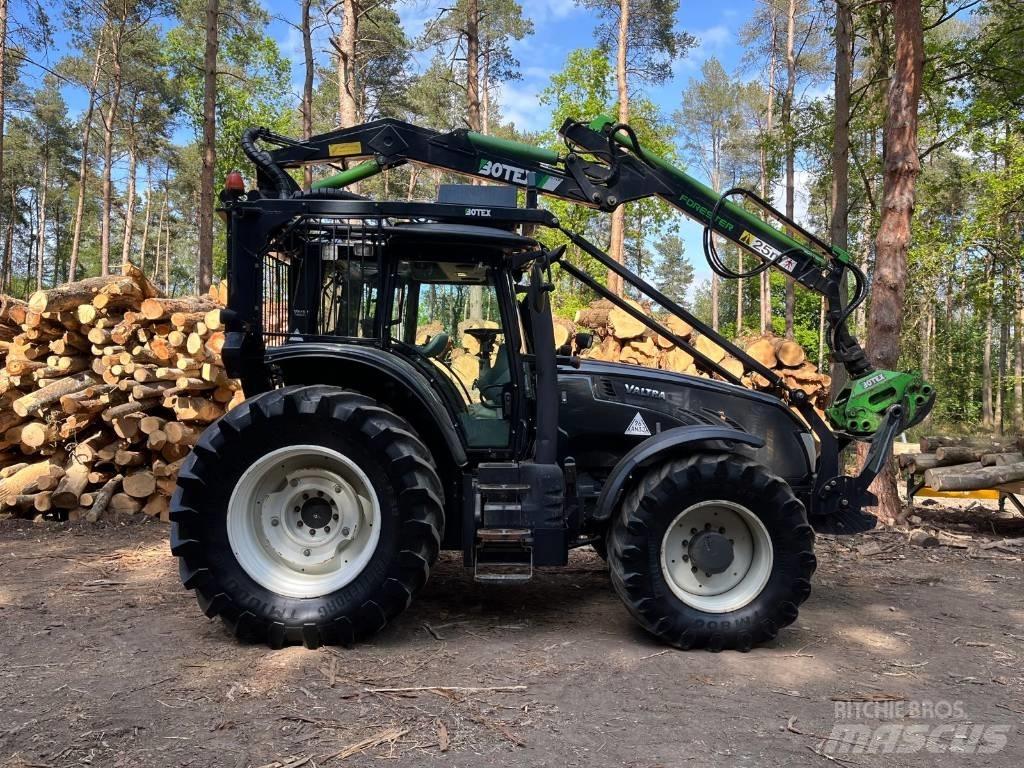 Valtra T183 Vesu Tractors