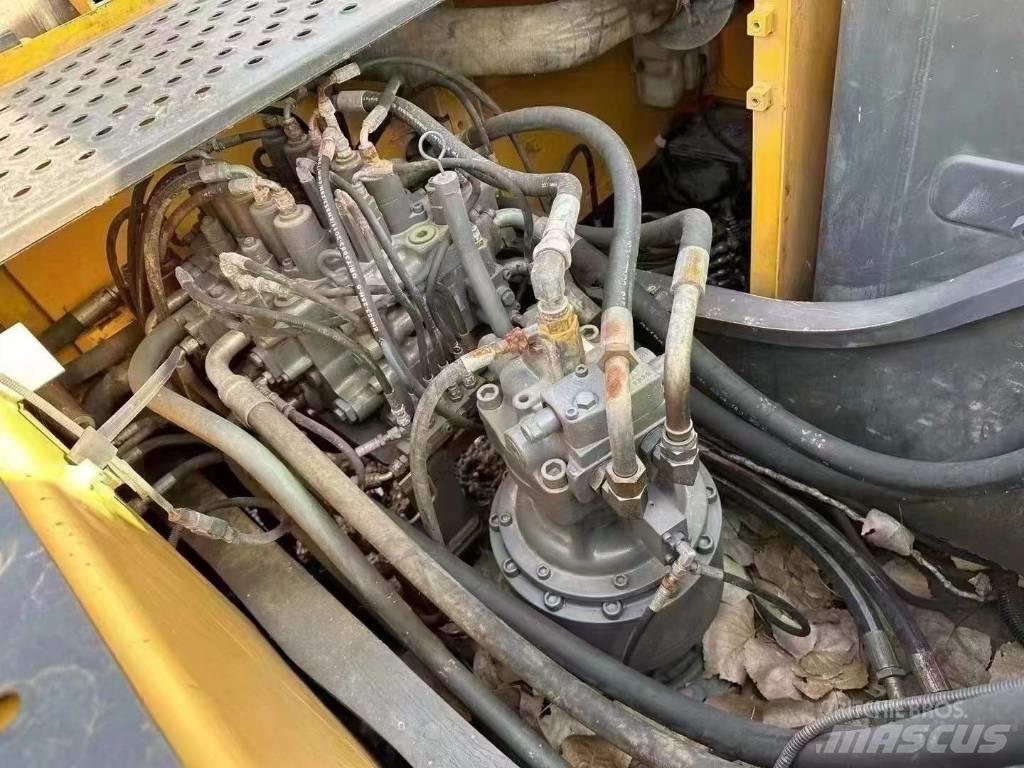 Volvo EC 220 Crawler excavators