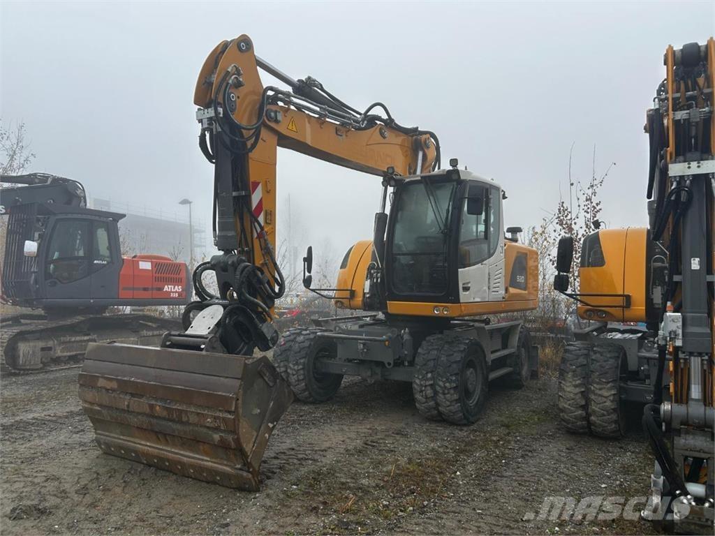 Liebherr A920 Wheeled excavators
