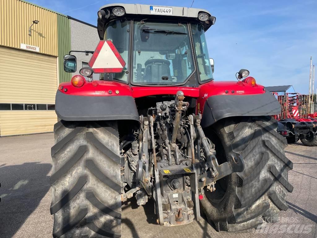 Massey Ferguson 7718 Tractors