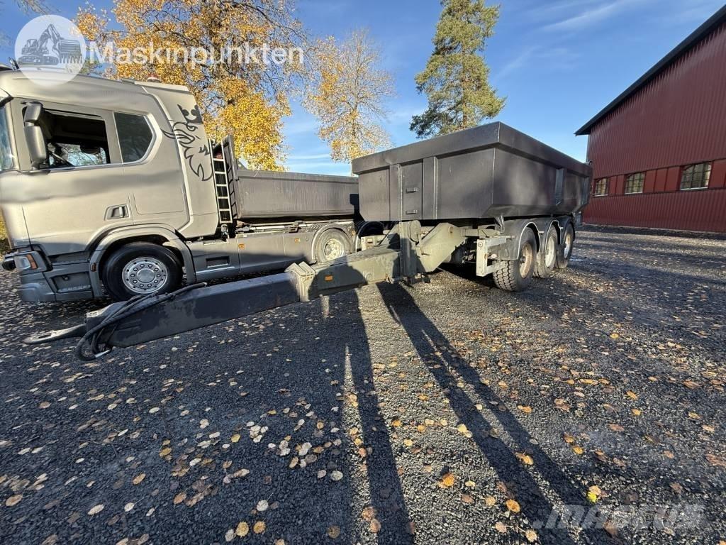 SLP PHV-3 Tipper trailers