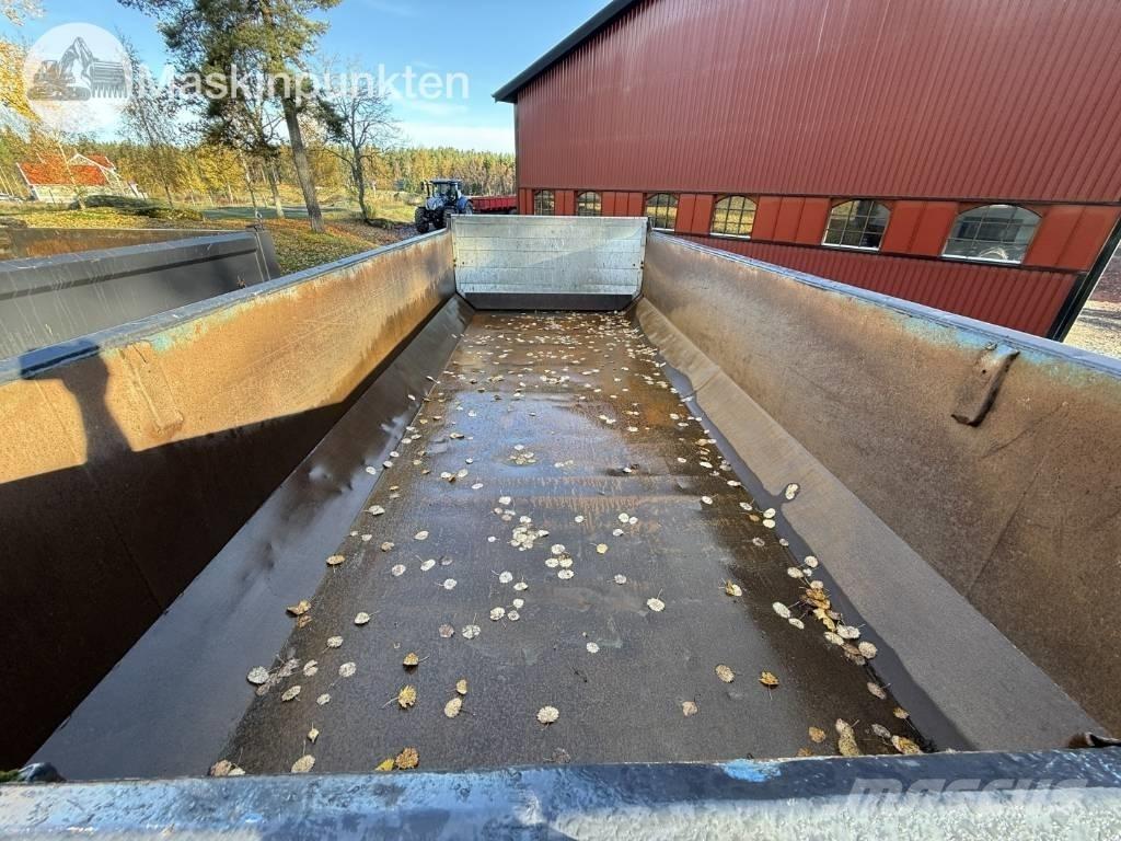 SLP PHV-3 Tipper trailers