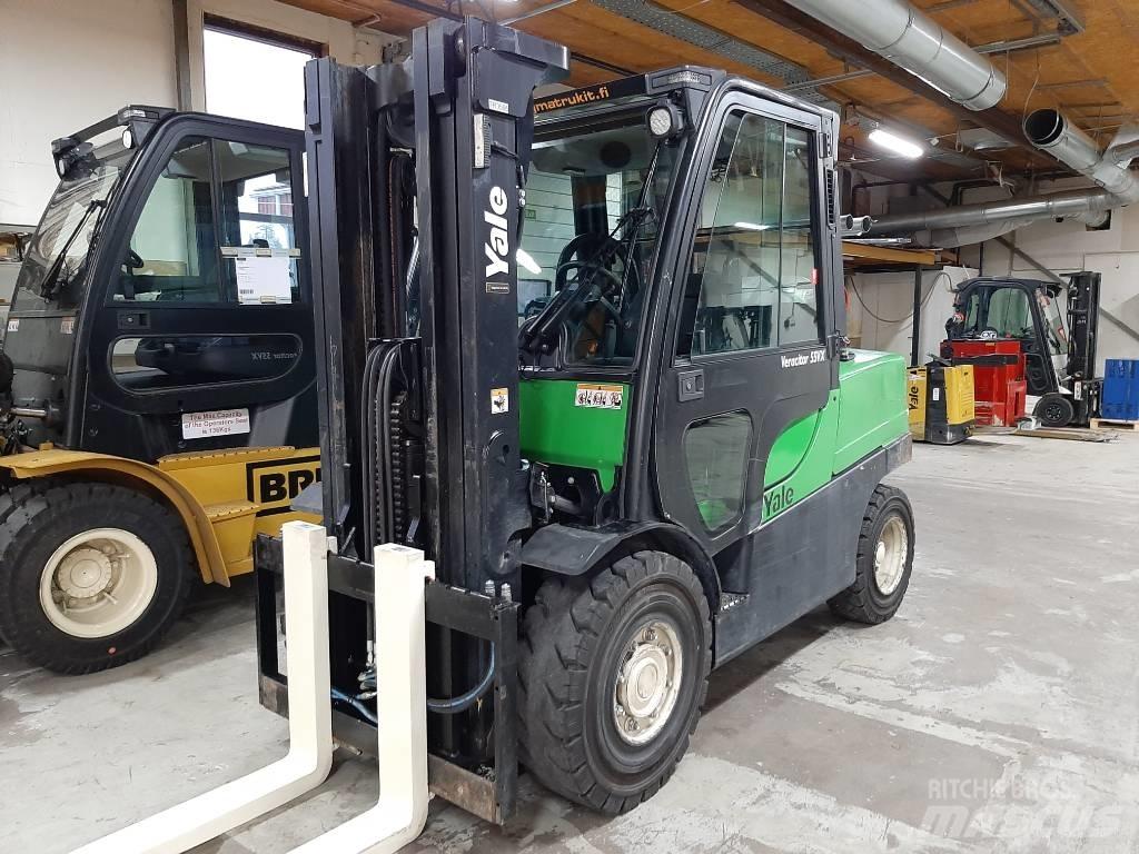 Yale GLP55VX LPG trucks