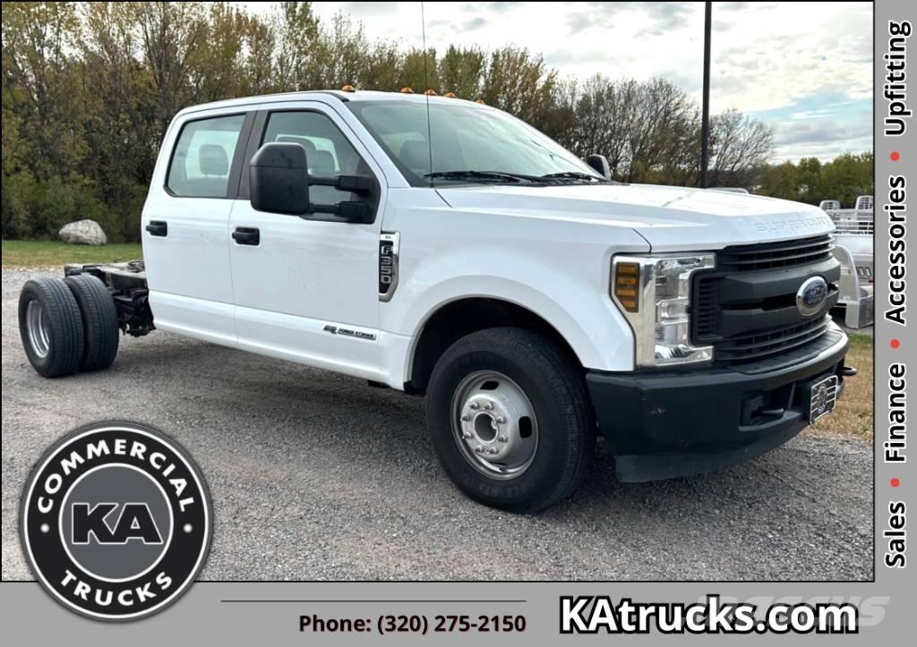 Ford F 350 XL SD Chassis Cab trucks