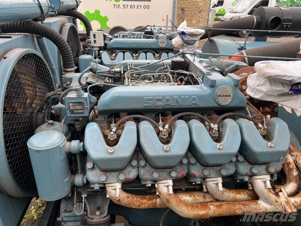 Scania DS14 Engines