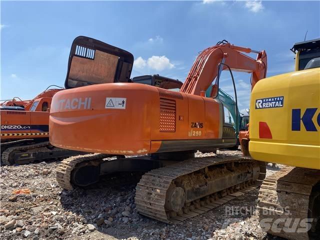 Hitachi ZX 250 Crawler excavators