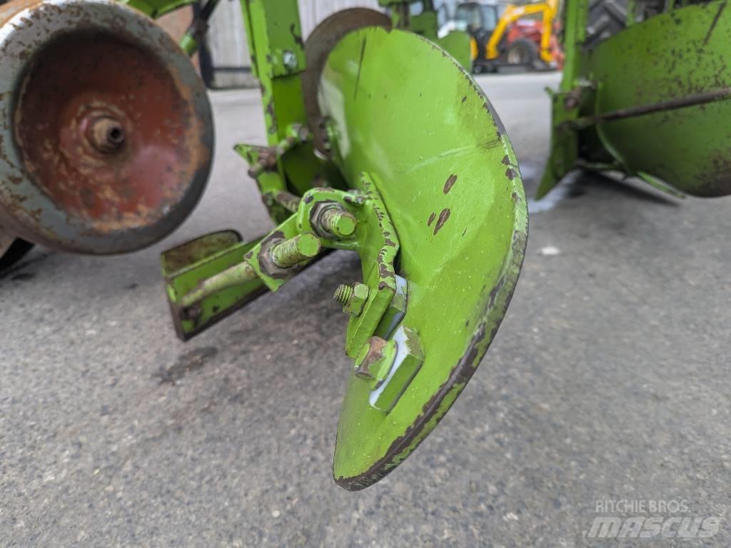 Dowdeswell 100FR Conventional ploughs