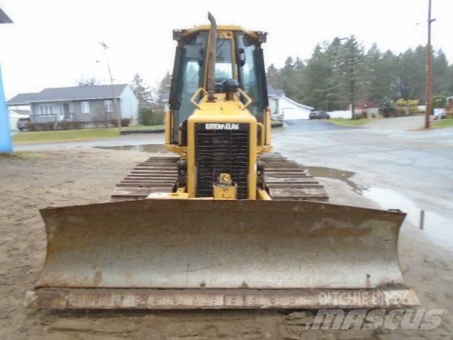 CAT D 3 G LGP Crawler dozers