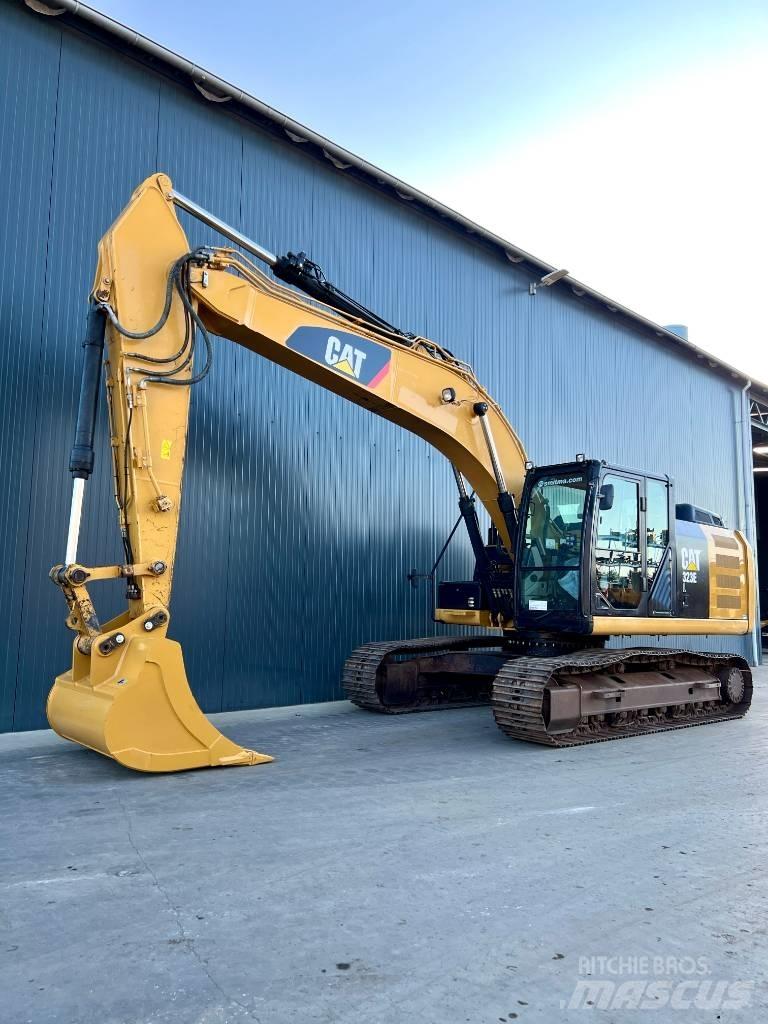 CAT 323E L Crawler excavators