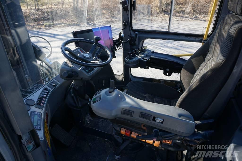 Kalmar DCE160-9 Diesel trucks