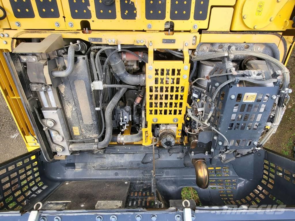 Komatsu PC240NLC-11 Crawler excavators