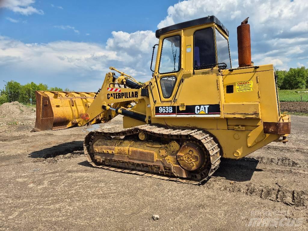 CAT 963B Crawler loaders