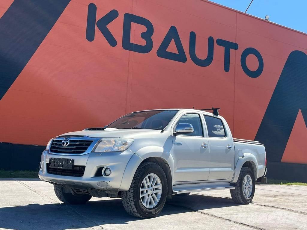 Toyota Hilux 4x4 Cars