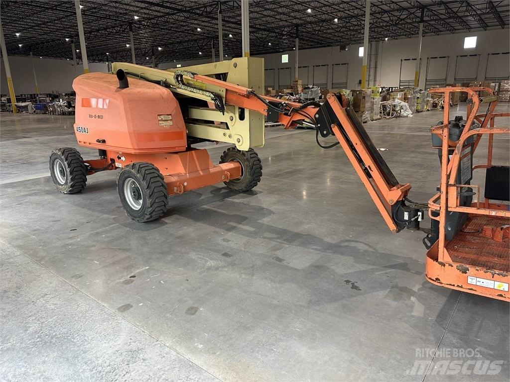 JLG 450 AJ Articulated boom lifts