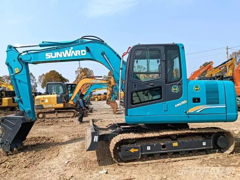 Sunward SWE 90 Midi excavators  7t - 12t