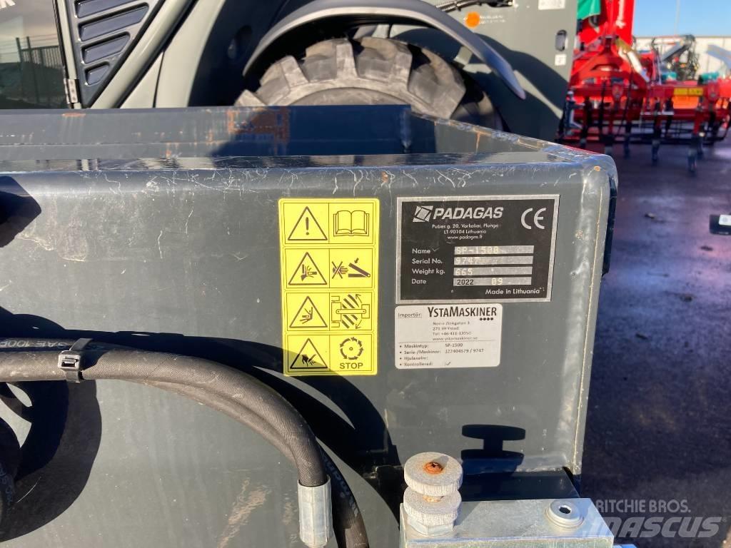 Ysta Padgas Sand and salt spreaders