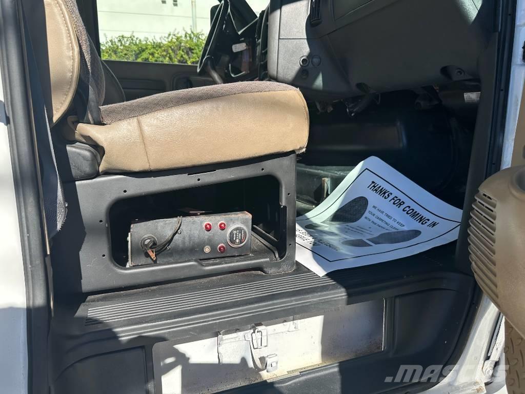 GMC C-7500 TOPKICK Other trucks