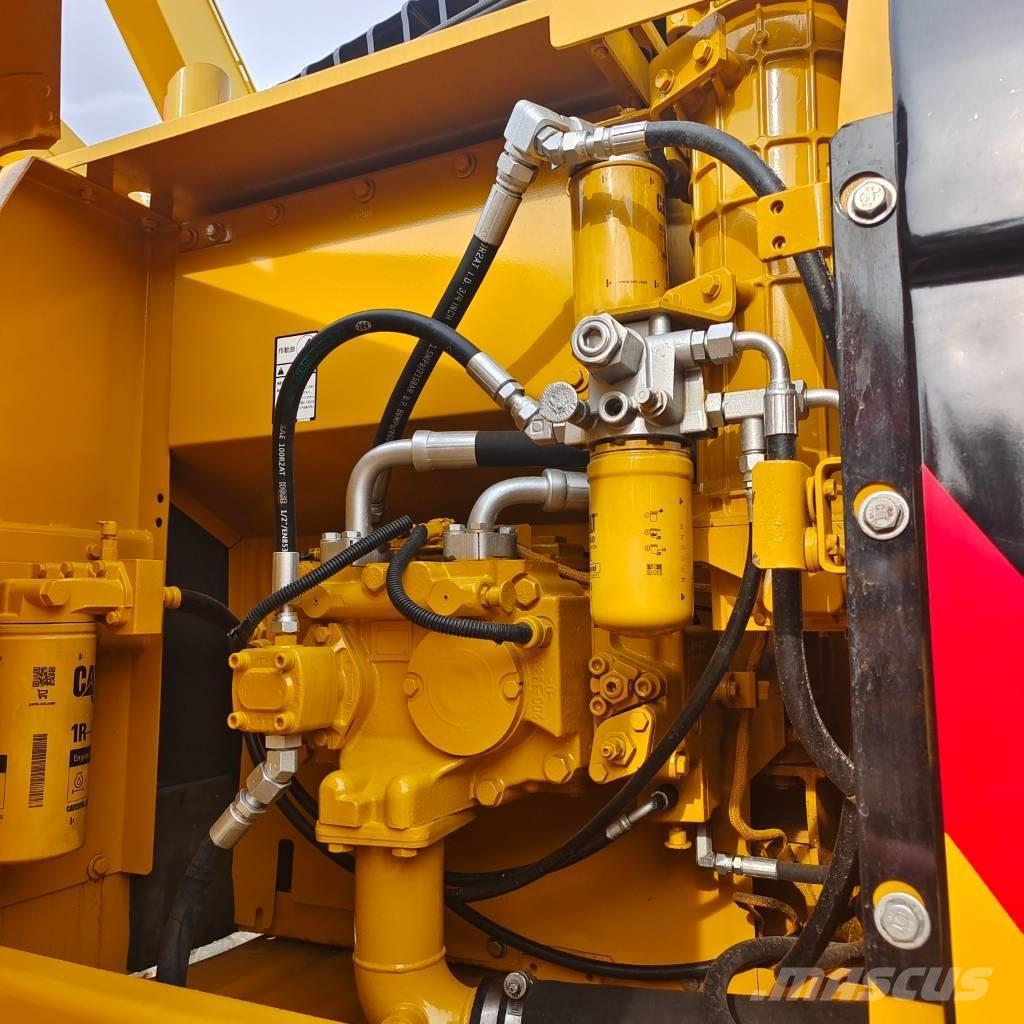 CAT 320 D2L Crawler excavators