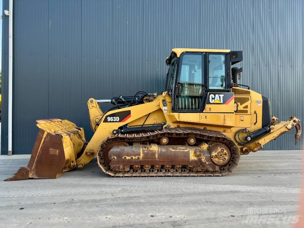 CAT 963D Crawler loaders