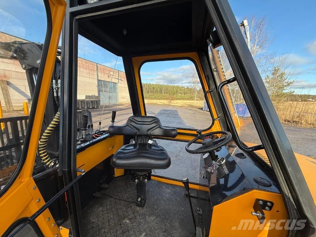 Kinetic 8x8 Forwarders