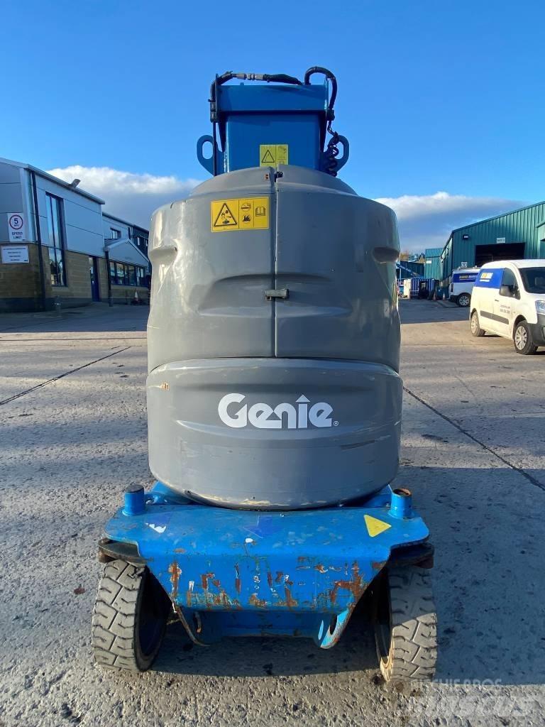 Genie GR 26 J Vertical mast lifts