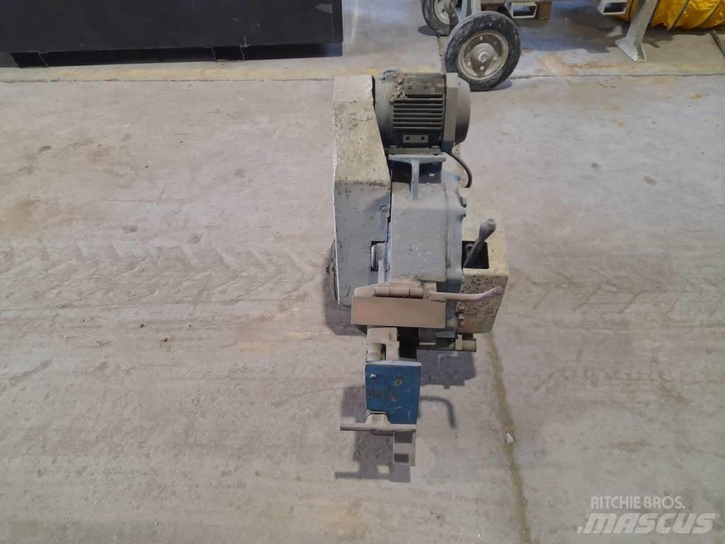 Alba C32L Construction - Others