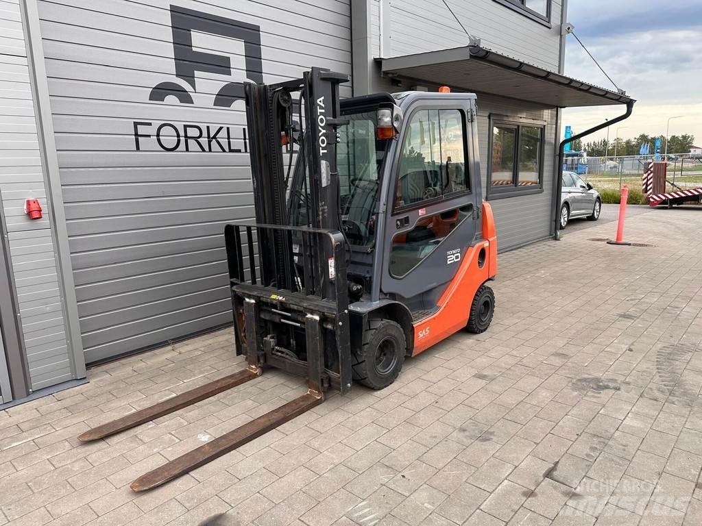 Toyota 8FDKF20 Diesel trucks