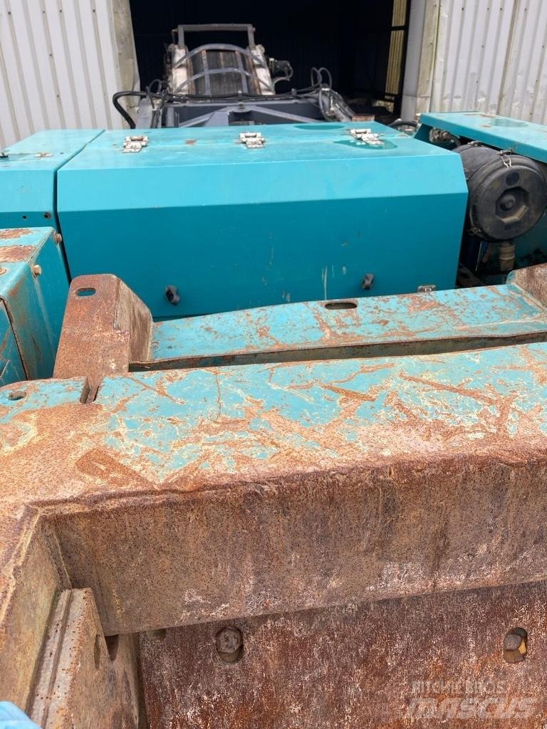PowerScreen PTR400 Mobile crushers