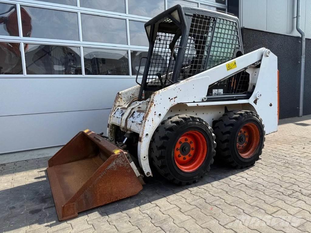 Bobcat S130 Skid steer loaders