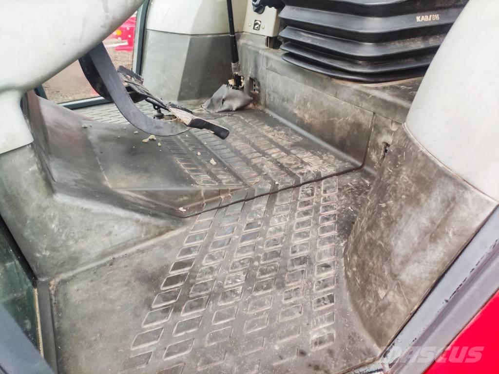 Massey Ferguson 4245 Tractors