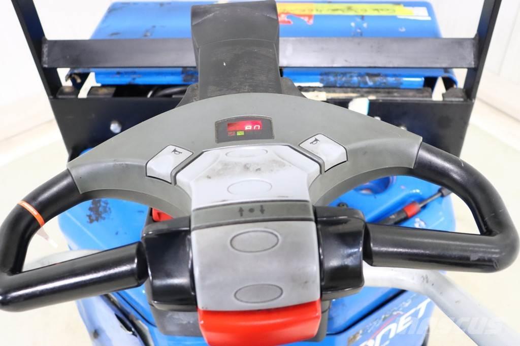Toyota LPE200/8 Low lifter