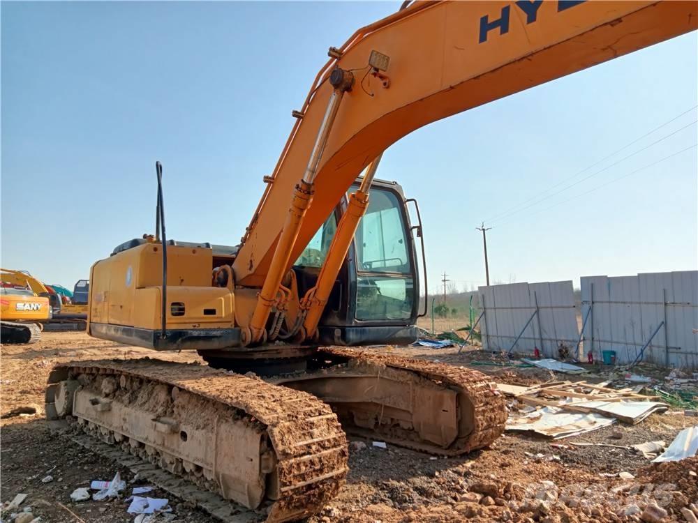 Hyundai R225LC-7 Crawler excavators