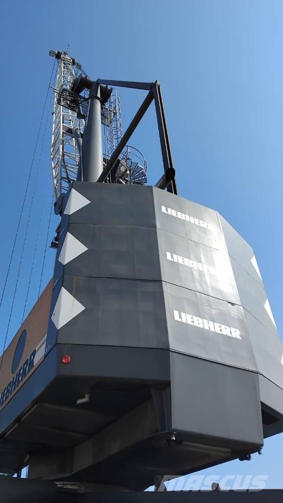 Liebherr LHM 280 Harbour cranes